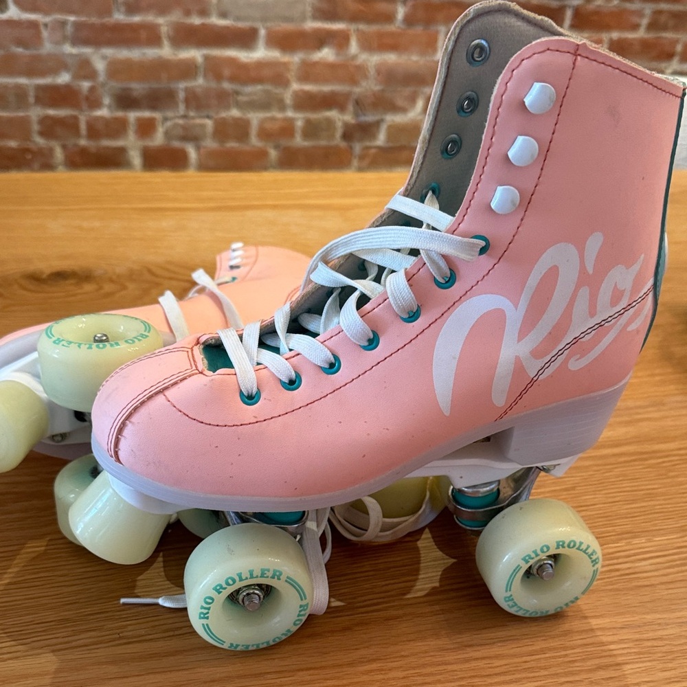 Roller Skates never used